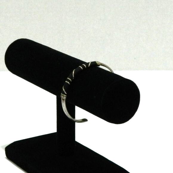 Vintage Estate Sterling Silver Cuff with Wrap Design Bracelet - Picture 5 of 9